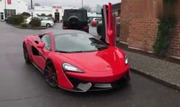 迈凯伦最新爆料新闻,神秘新车型即将亮相，性能与设计双升级